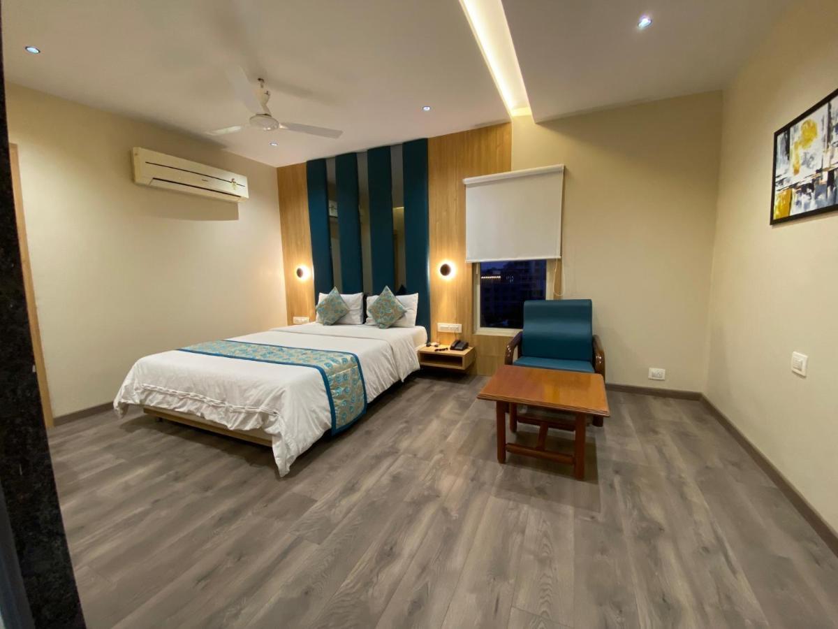 Hotel Apex International Vadodara Exterior photo